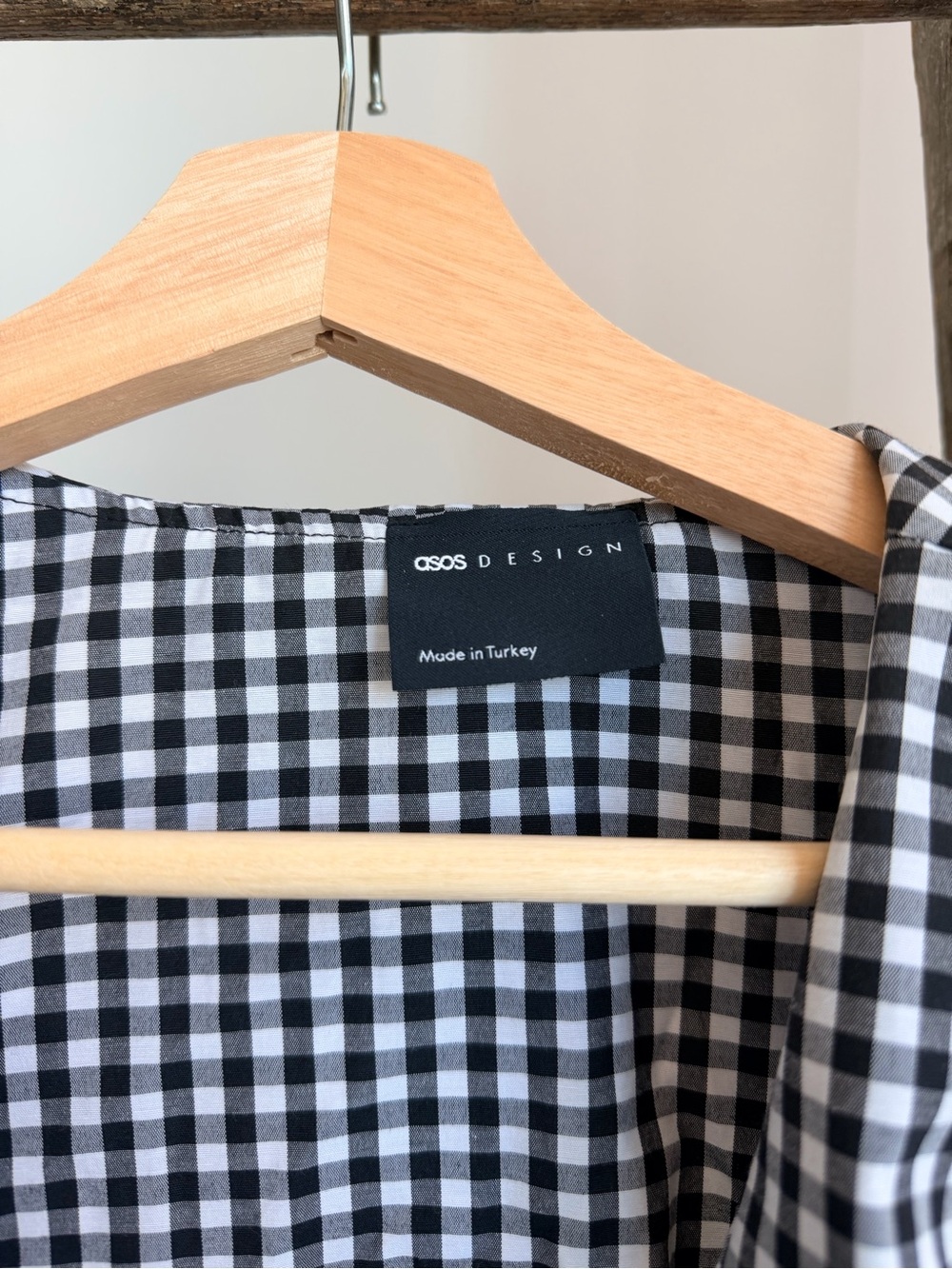 Oversized Collar Gingham Blouse - Picture 2 of 3